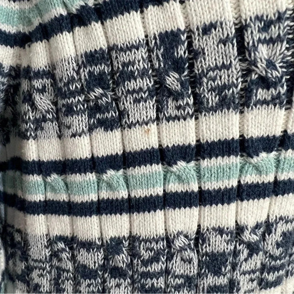 Croft & Barrow Blue and White Striped Sweater Womens Size Medium V Neck Knit Top - Picture 7 of 8